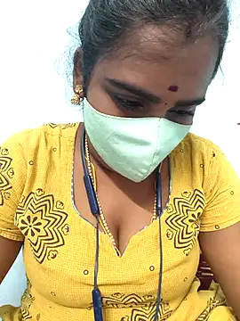 Tamil_riyalini12