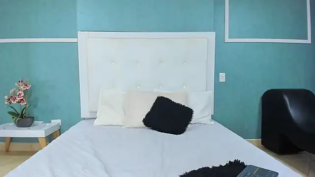 ania_gomez