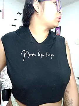 chalohott webcam