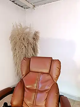 Aiunii1