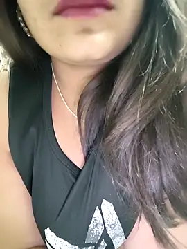 Wow_Riya webcam