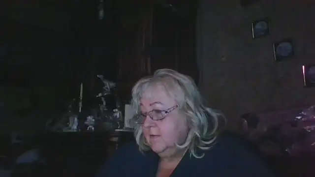 Lala-Love56 webcam