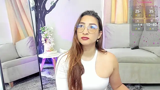 _LaraMom_
