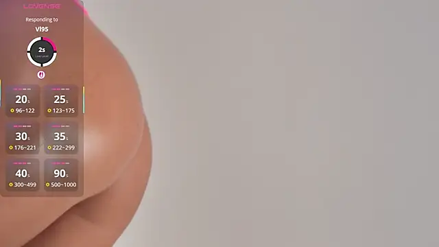 SkylarVoxx webcam