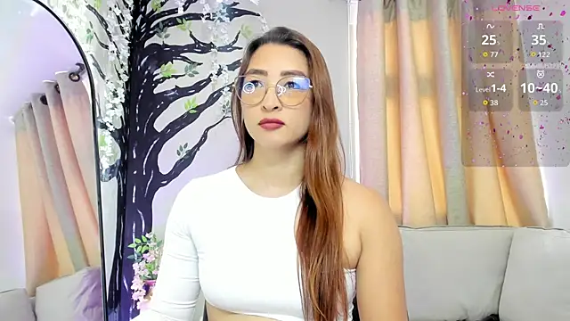 _LaraMom_