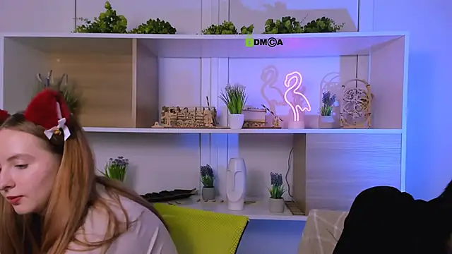 mila_glow1