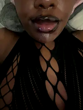 bustyblackebony