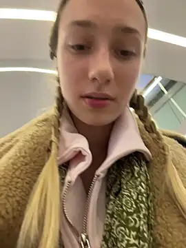 Lia__Love