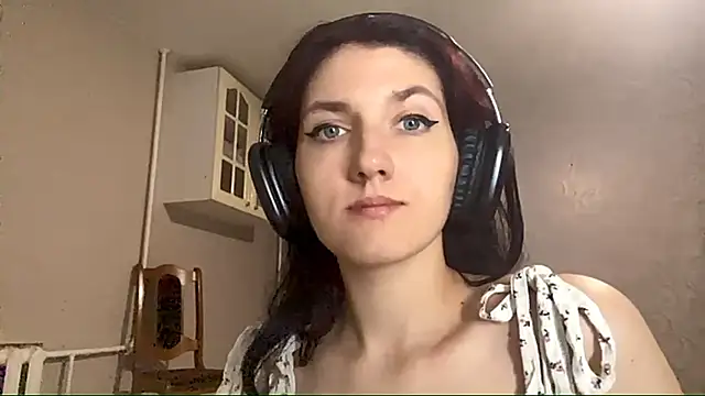 LyndaLewi