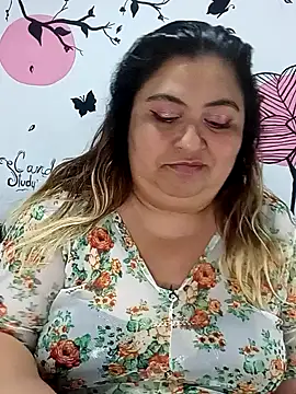 curvy_diva_ - Curvy_diva_'s free webcam - UK Sex Cams