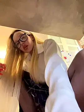 babydolll - Babydolll's free webcam - UK Sex Cams
