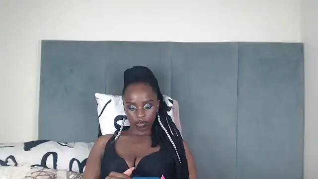 Jah-Queen