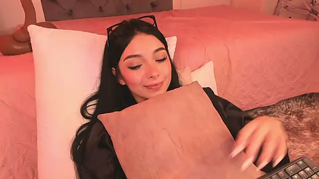 victoria_watsson - Victoria_Watsson's free webcam - UK Sex Cams