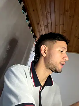 michaell_spinelly - Michaell_Spinelly's free webcam - UK Sex Cams
