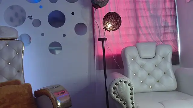Nina_Roser