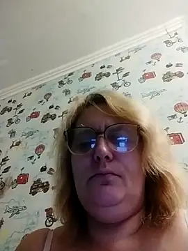  Forest-Lady chat room
