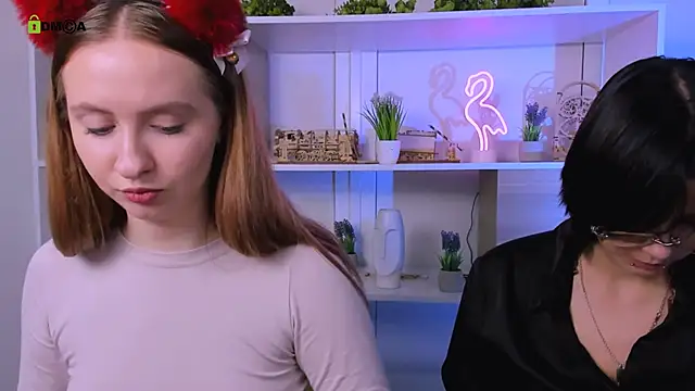 mila_glow1 - Mila_glow1's free webcam - UK Sex Cams