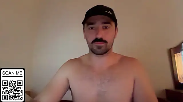 Hard_to_Obey on StripChat