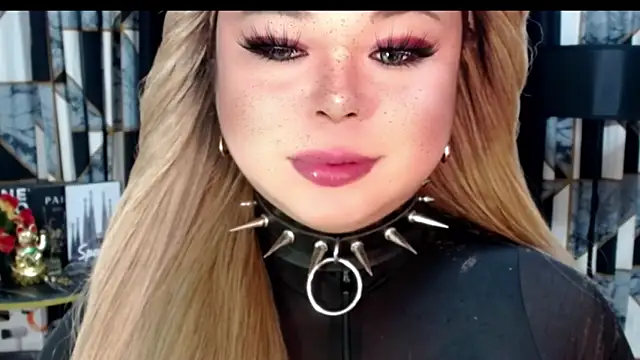 Модель: Mistress_CassieXX