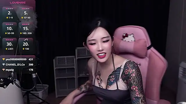 shenshen-2025 - SHENSHEN-2025's free webcam - UK Sex Cams