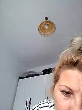 Divineblond