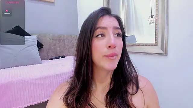 _sofia_cruz - _sofia_cruz's free webcam - UK Sex Cams