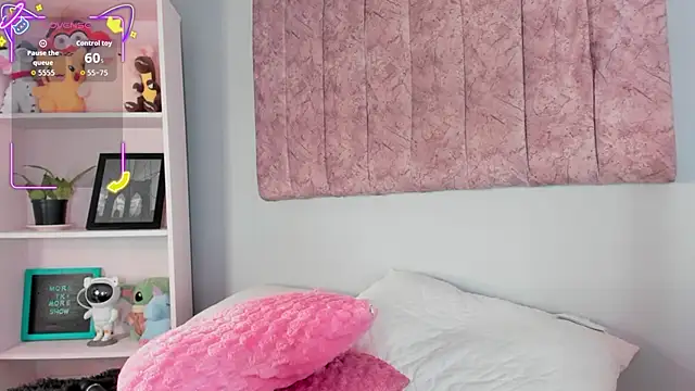 naomi_sanz