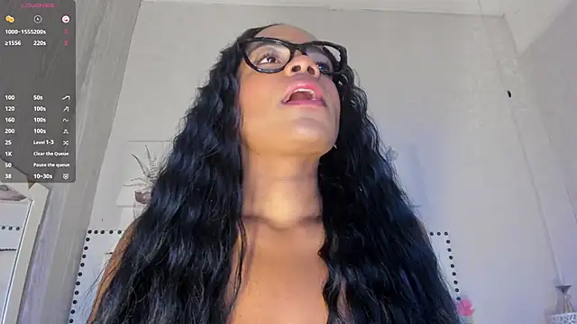 nahomi_lil