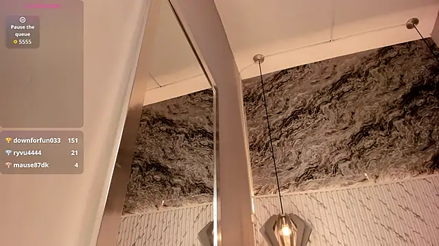 Emilly_mell