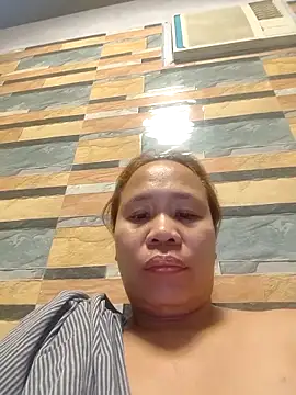 squirtshantal