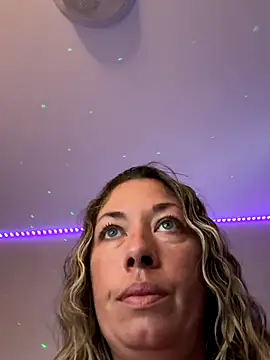 _NinaLuvSins_ on StripChat