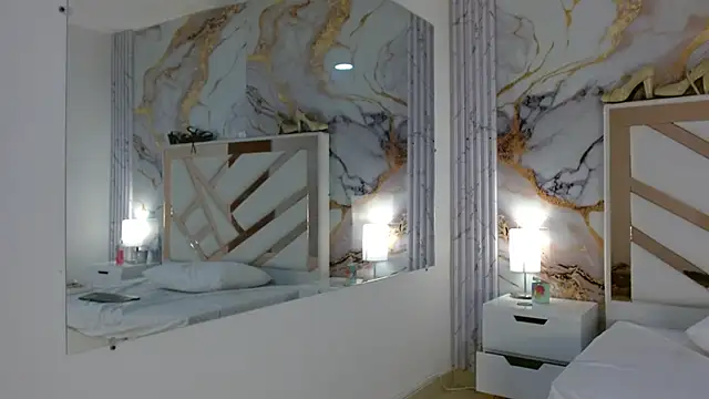 VanessaHard_as