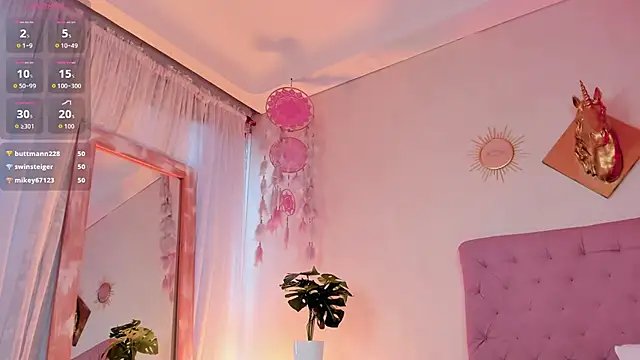 aleexiiaa - Aleexiiaa's free webcam