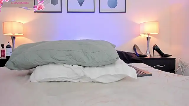 JulianaWaldo