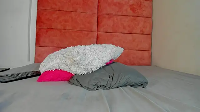 Hanna_lens