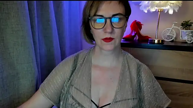 feliziadesire - FeliziaDesire's free webcam - UK Sex Cams