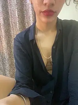 Anaya77 Live Webcam on Stripchat