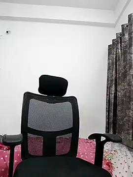  sanaya_baby chat room