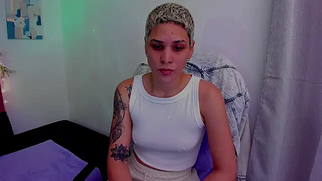 Charlee_pink