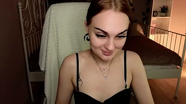 emlymur - Emlymur's free webcam