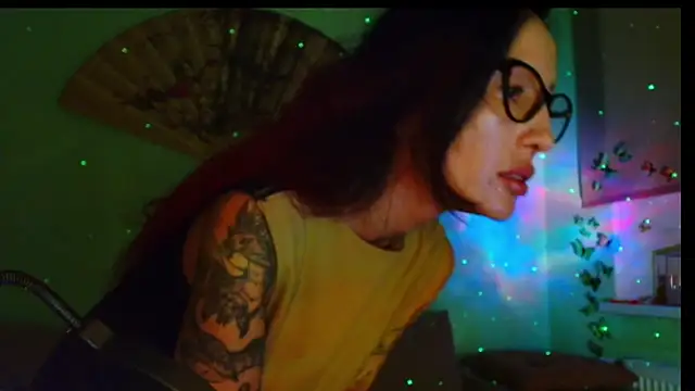 kiotoshine - KiotoShine's free webcam - UK Sex Cams