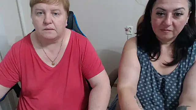 Bertie_Adeline webcam