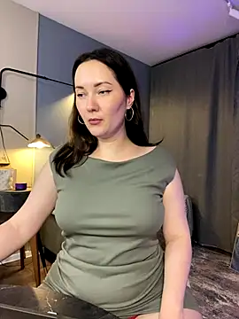 Kiss_My_Body