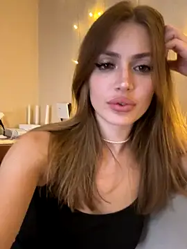 Elizabeth_Tay webcam