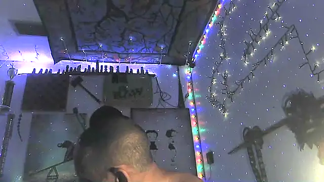 Buffshagswell's Stripchat show and profile
