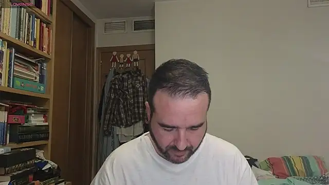 curiosillo83 - Curiosillo83's free webcam
