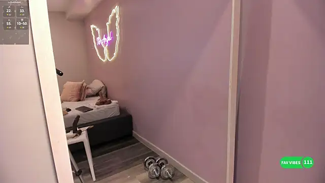 Ninna_monroe_