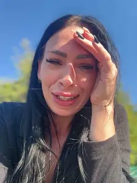 annablisss's Stripchat show and profile
