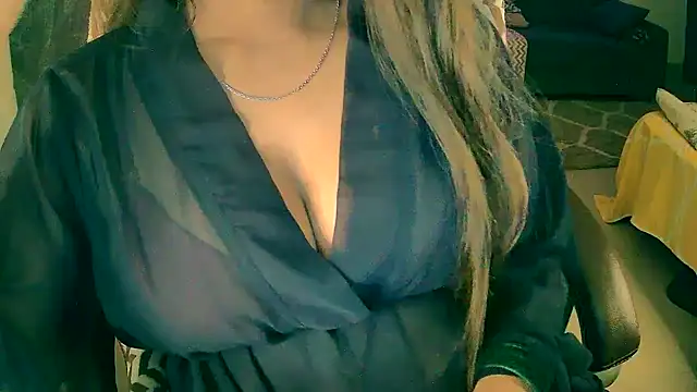 Cute-Tara