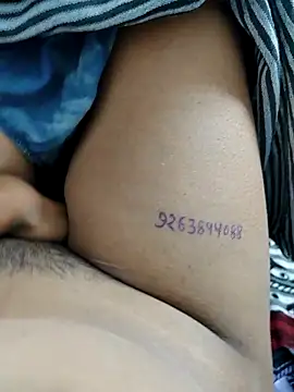 auntybbk - Auntybbk's free webcam - UK Sex Cams